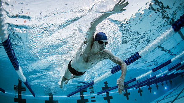 Bơi lội - Bài tập thể dục tăng cường sinh lực cho nam giới