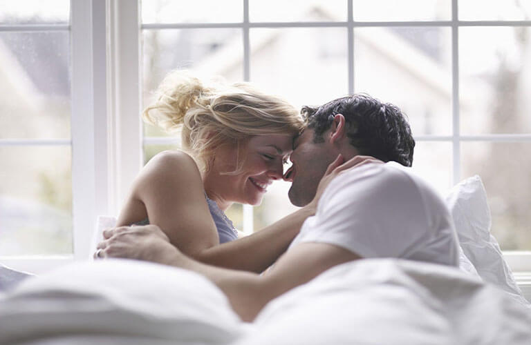 Thuốc cường dương Viagra Gold giúp năm giới tăng sinh lý, tăng khả năng cương cứng, duy trì sự cương cứng lâu hơn giúp cuộc yêu có thêm nhiều khoái lạc
