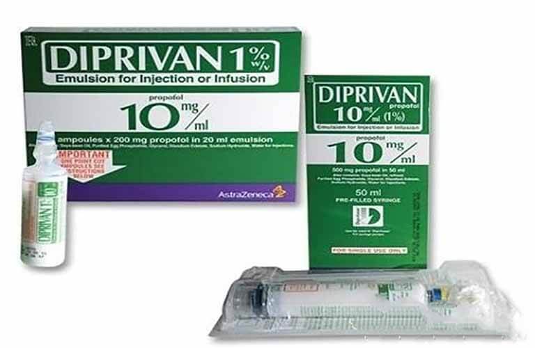 Thuốc mê Diprivan chỉ định dùng khởi mê, duy trì mê, cho tác dụng an thần gây ngủ sâu